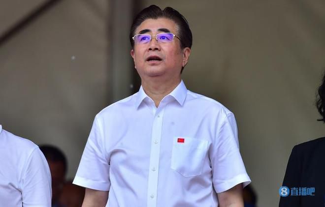 曼城2-2遭水晶宫逼平，拿到一分，赛后瓜迪奥拉接受采访。